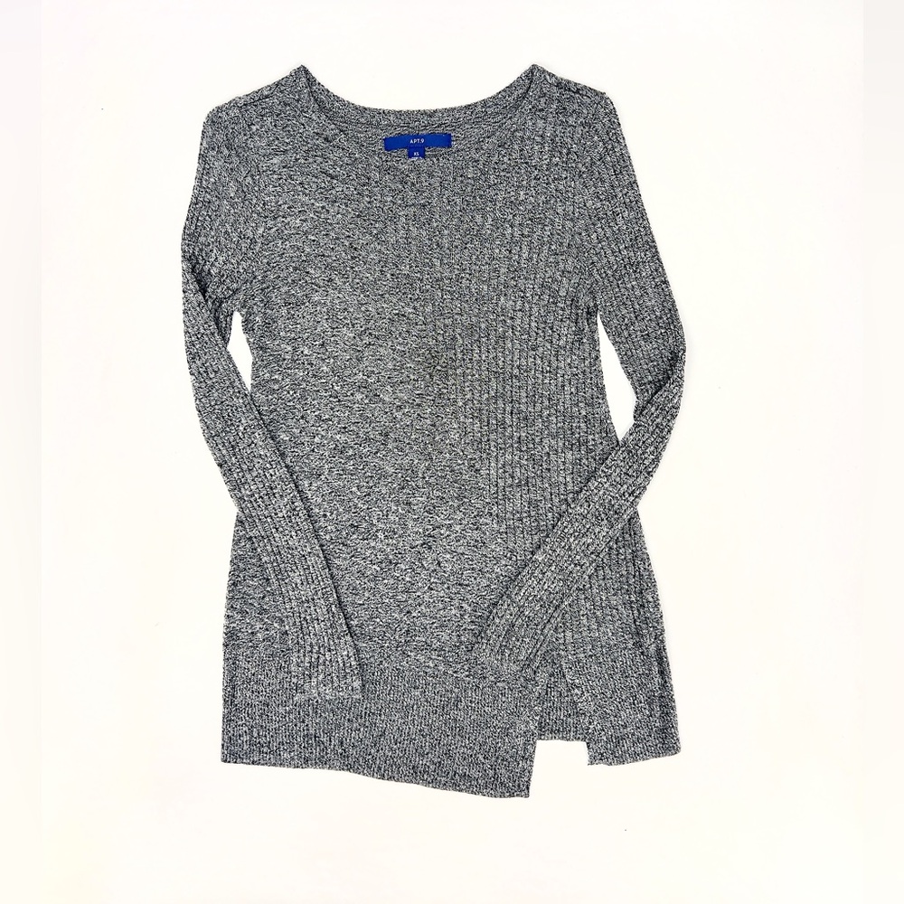 Gray Ribbed Knit Sweater - Picture 3 of 13